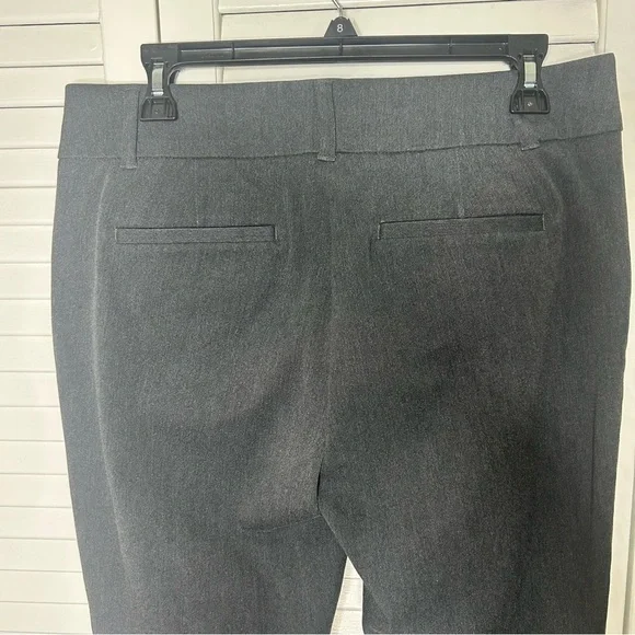 Loft Charcoal gray four pocket Women's Cropped Pants size 8 - Picture 4 of 16